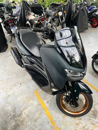 YAMAHA NMAX CONNECTED 160 SE ABS 